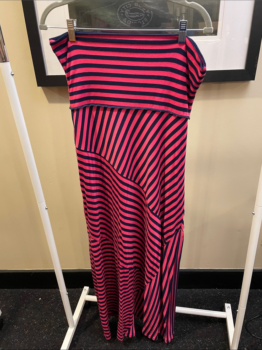 Green Envelope. Lg. Striped Off-Shoulder Maxi Dress in Pink and Navy